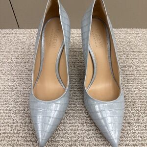 M. Gemi NIB light blue heels 38